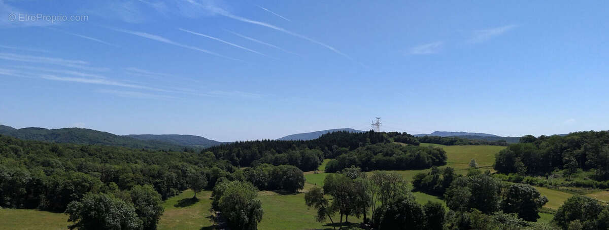 Ancien corps de ferme en pierre à rénover -  Fort potentiel au coeur du Jura - photo 4