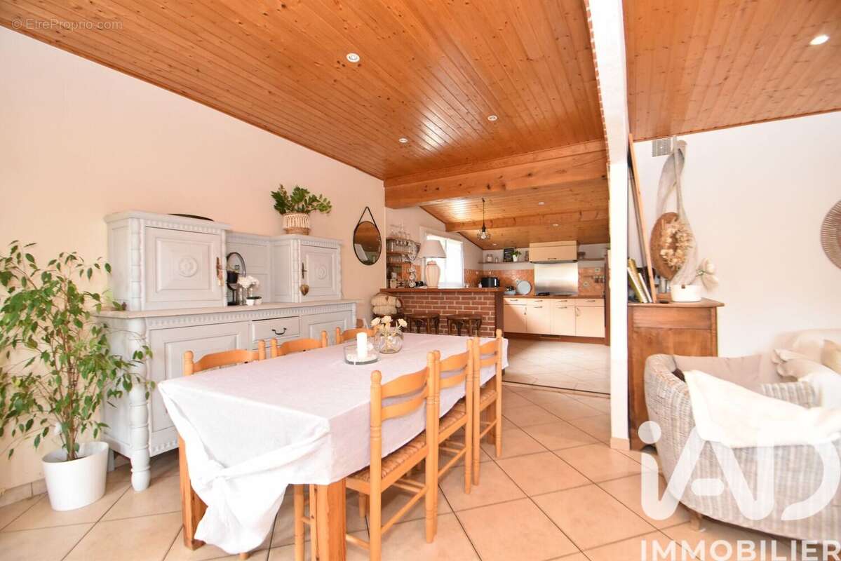 Photo 3 - Maison à BERAT