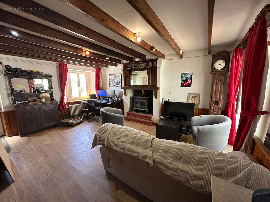 Maison à LA HAYE-DU-PUITS