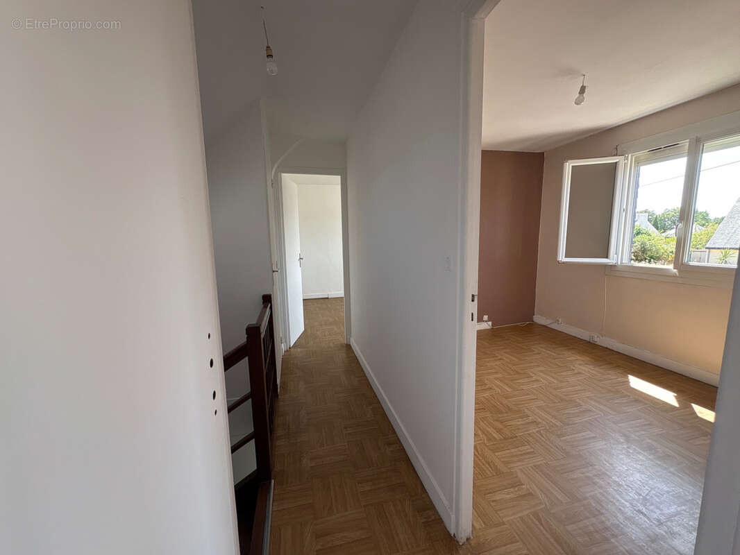 PLUVIGNER   Maison familiale avec beau potentiel à proximité du centre-ville - photo 11