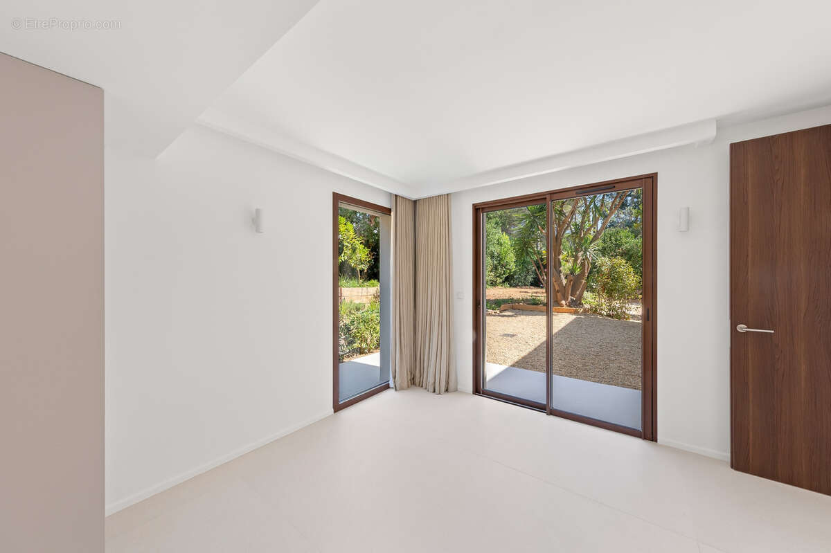 Maison à LA CROIX-VALMER