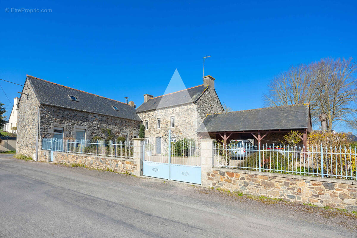 Maison à LAMBALLE
