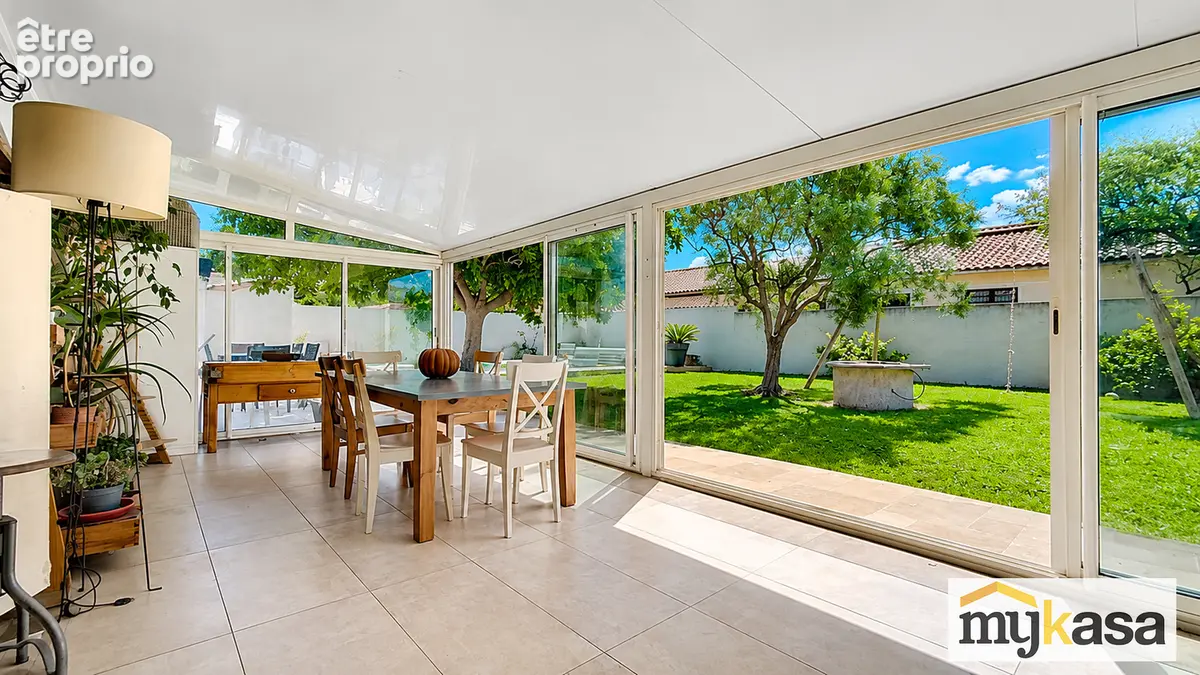 Superbe villa familiale avec piscine -  Eyguières - photo 3