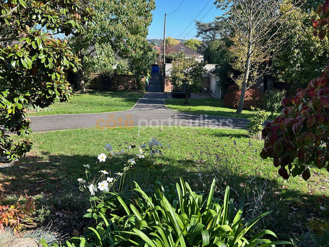 Maison à VILLENEUVE-LE-ROI