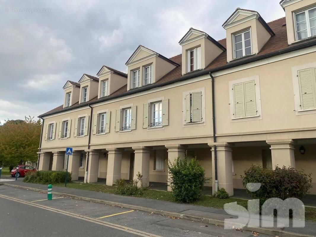 Appartement à BAILLY-ROMAINVILLIERS