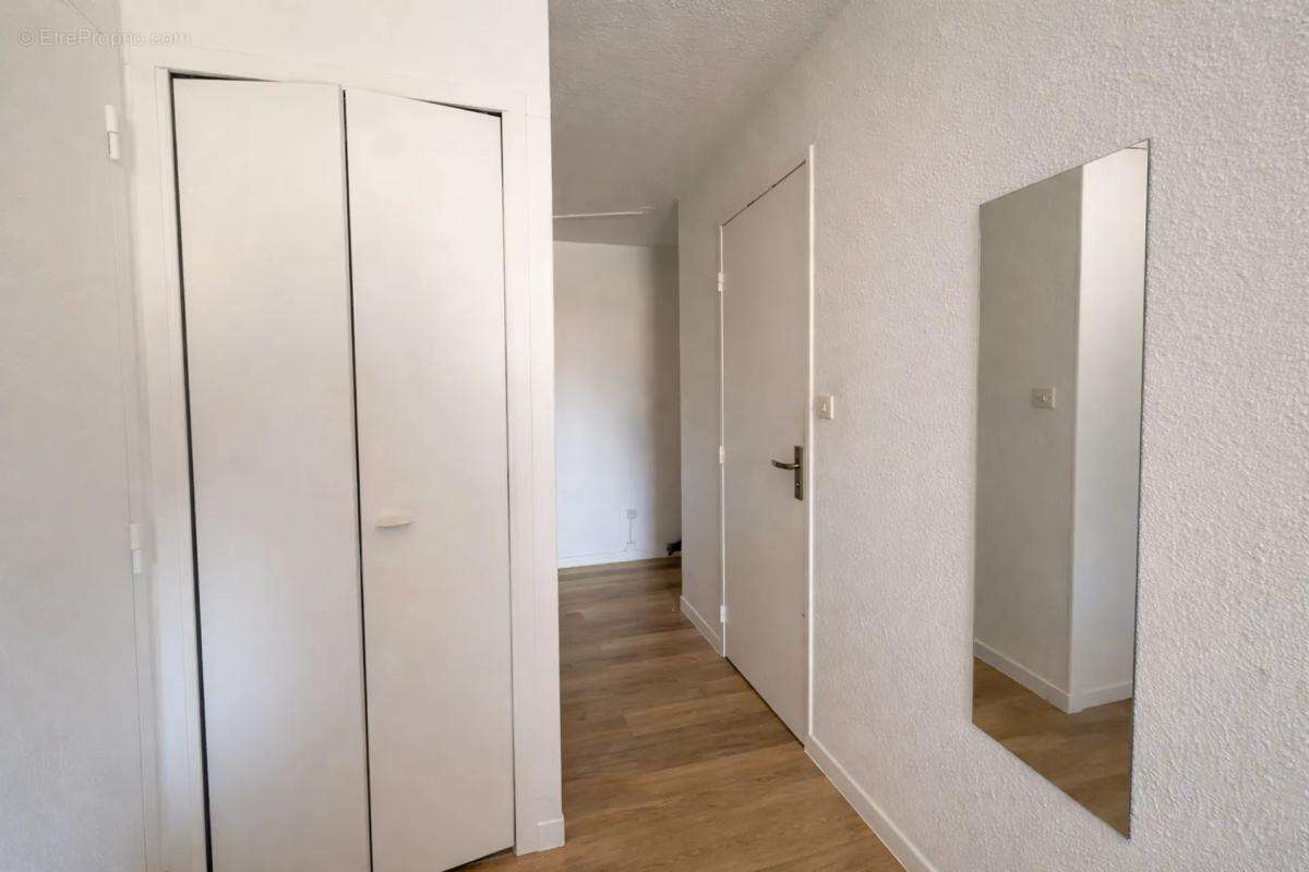 Appartement à LA LONDE-LES-MAURES