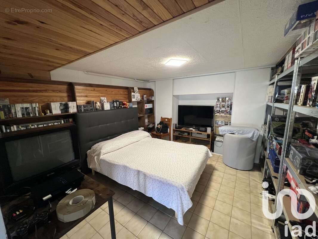 Photo 8 - Maison à SAINTRY-SUR-SEINE