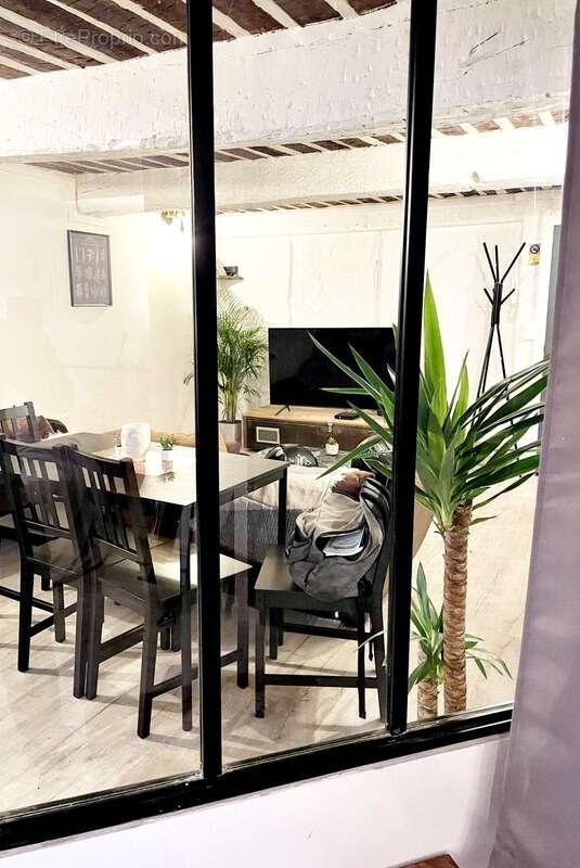 Toulon (83) - emplacement ideal centre ville – appartement 2 pieces de 51 m² plein de charme et de cachet - investissement ou re - photo 24