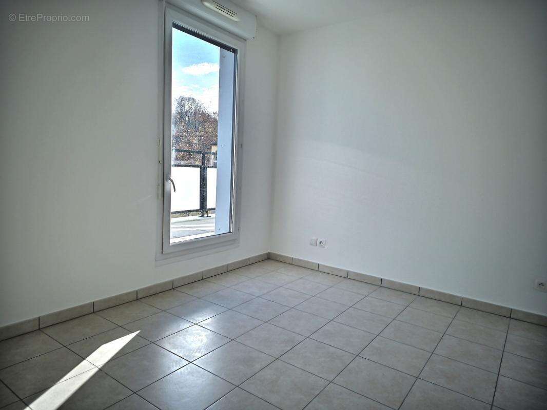 Appartement à LYON-9E