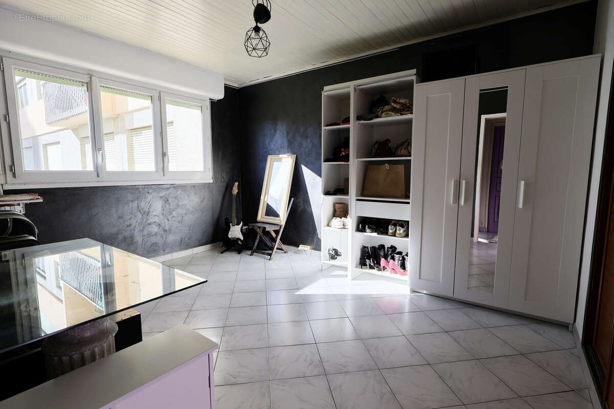 Appartement à AUBAGNE