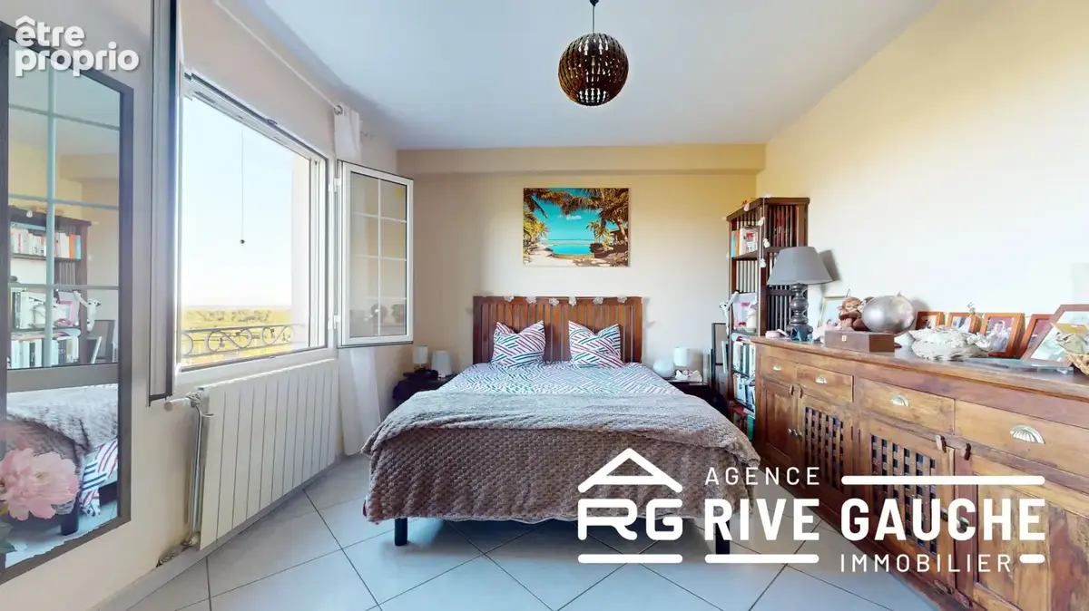 CHAVANAY   Maison 233 m2   5 chambres   Piscine + appartement indépendant - photo 13