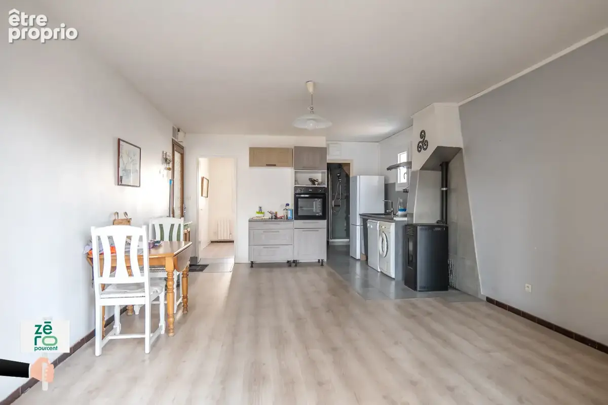 Appartement à vendre à La Tranche-sur-Mer   40 m2 Carrez, véranda, terrasse, parking privatif, plage et centre - photo 4