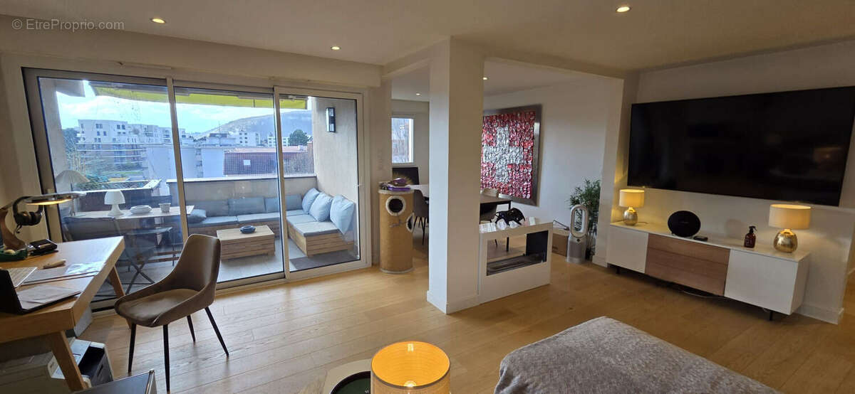 Appartement 4 pièces de 112 m² à Ambilly - photo 3