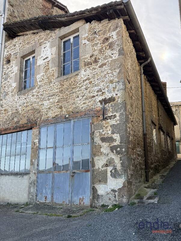 Commerce à ROCHECHOUART