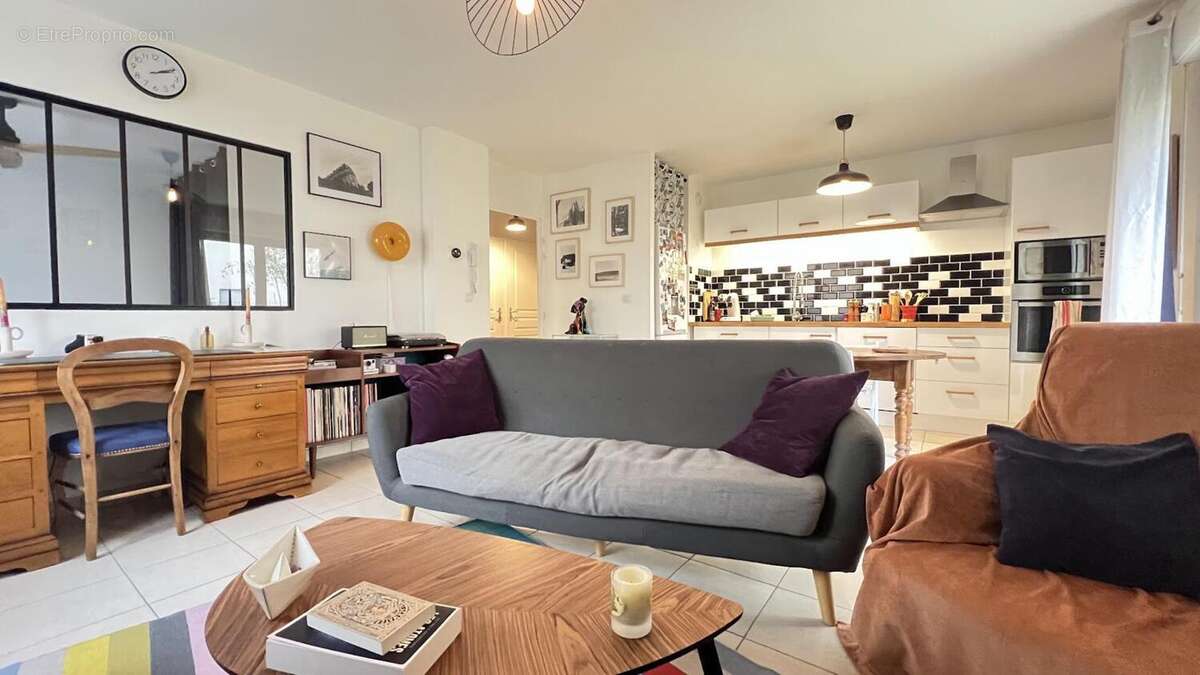 Photo 2 - Appartement à VILLEURBANNE