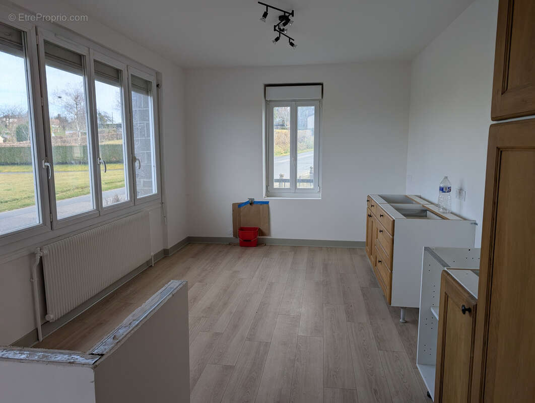 Appartement à LUBERSAC