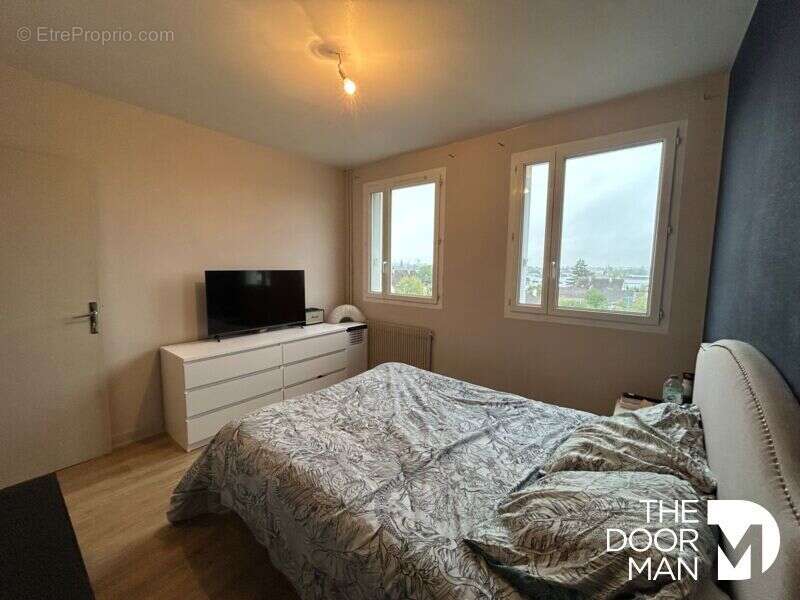 Appartement à SAINT-DOULCHARD