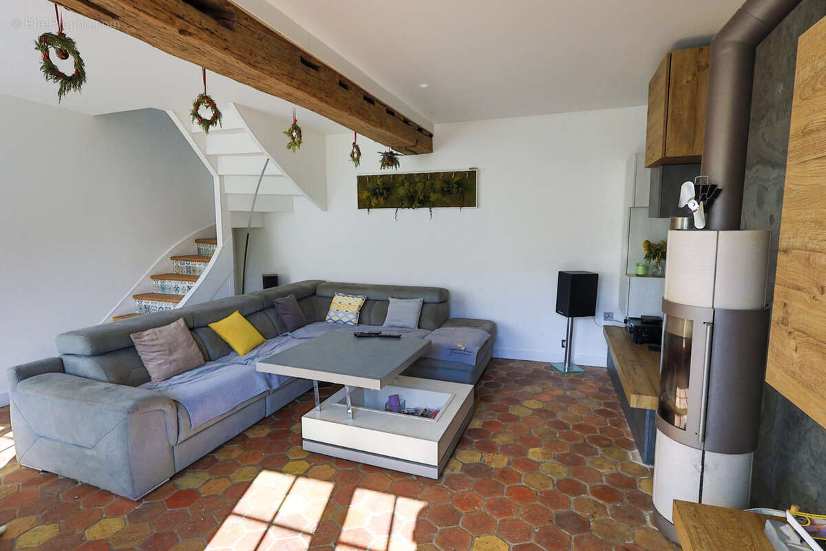 Maison à SAINTRY-SUR-SEINE