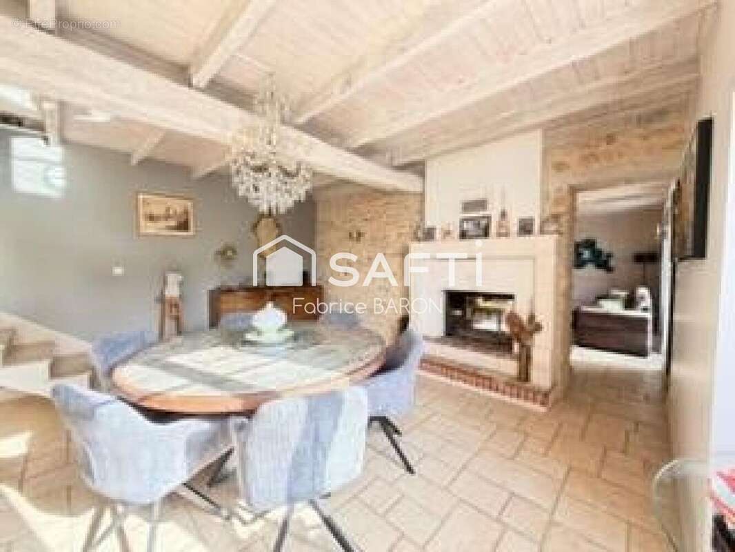 Maison 237 m² à Mignaloux-Beauvoir  - photo 5