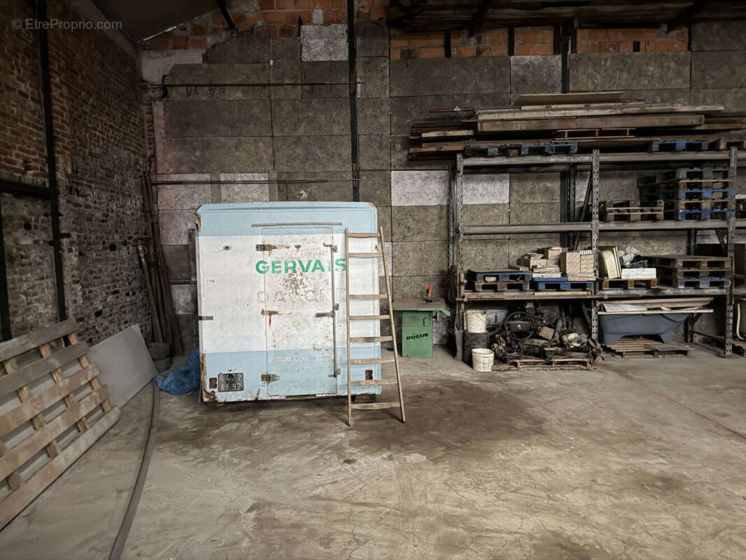 Commerce à LALLAING