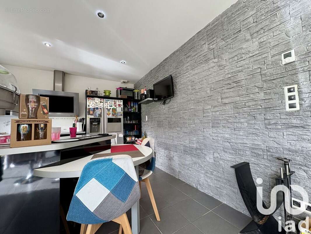 Photo 5 - Maison à SAINT-MICHEL-SUR-TERNOISE