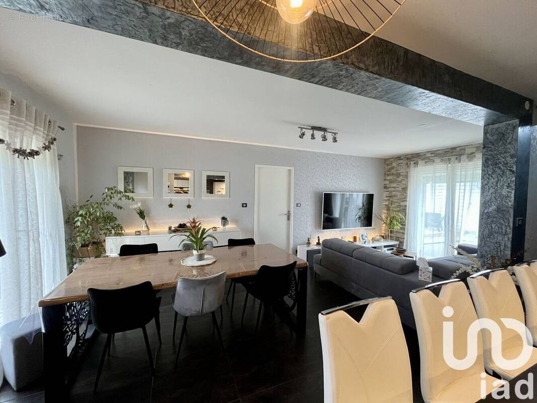 Photo 1 - Maison à MONTCEAU-LES-MINES