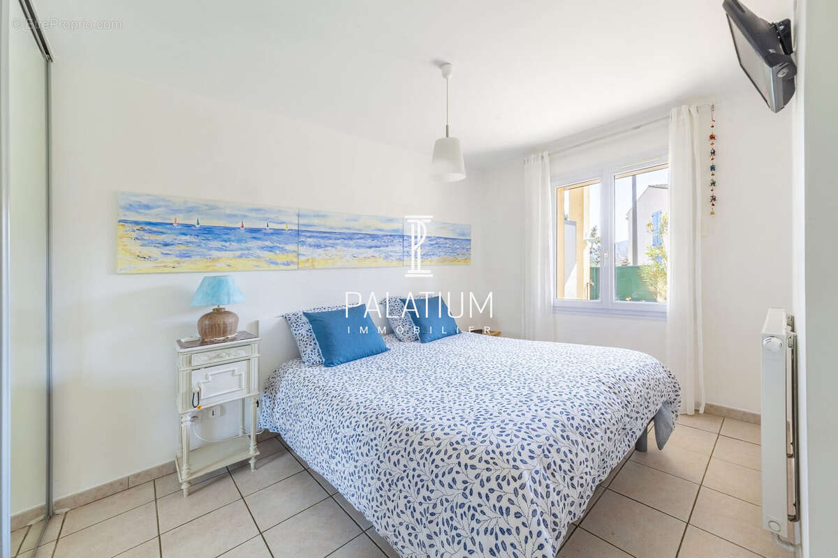 Appartement à GREOUX-LES-BAINS