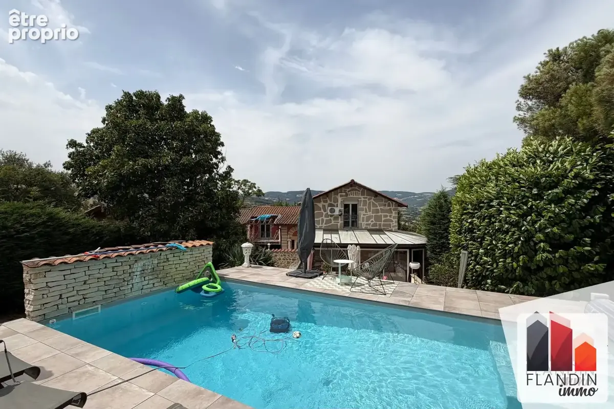 Maison à THURINS