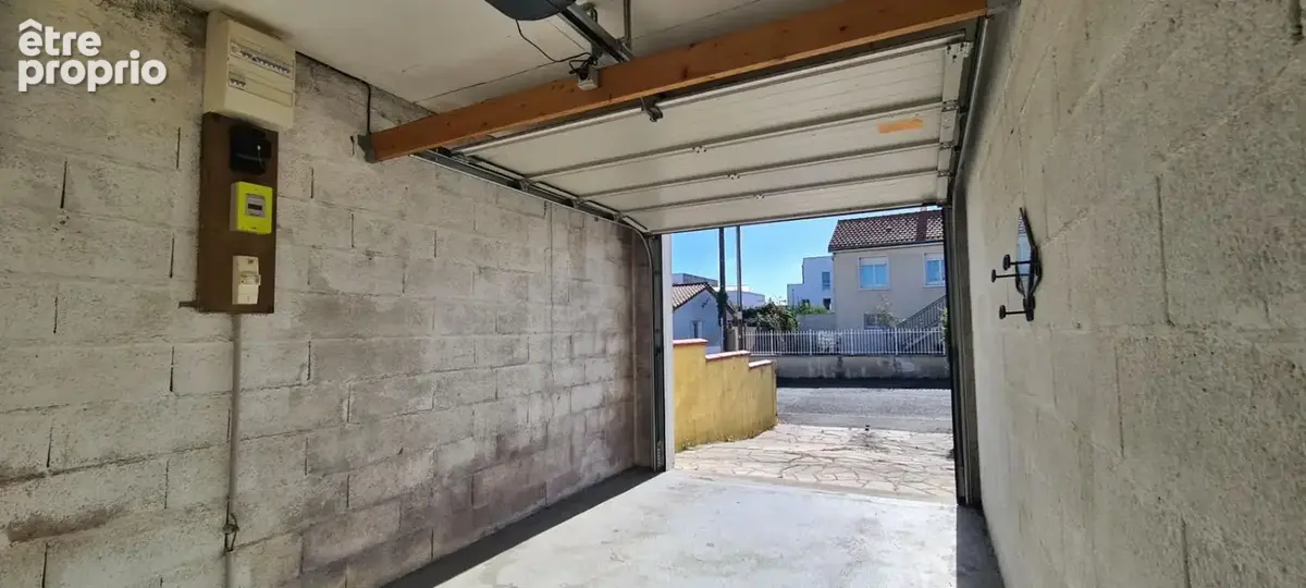 Maison Clisson 5 P . 3 Chs . Bureau . 81.29 M² . T 377 M² . Terrasse . Garage - photo 14
