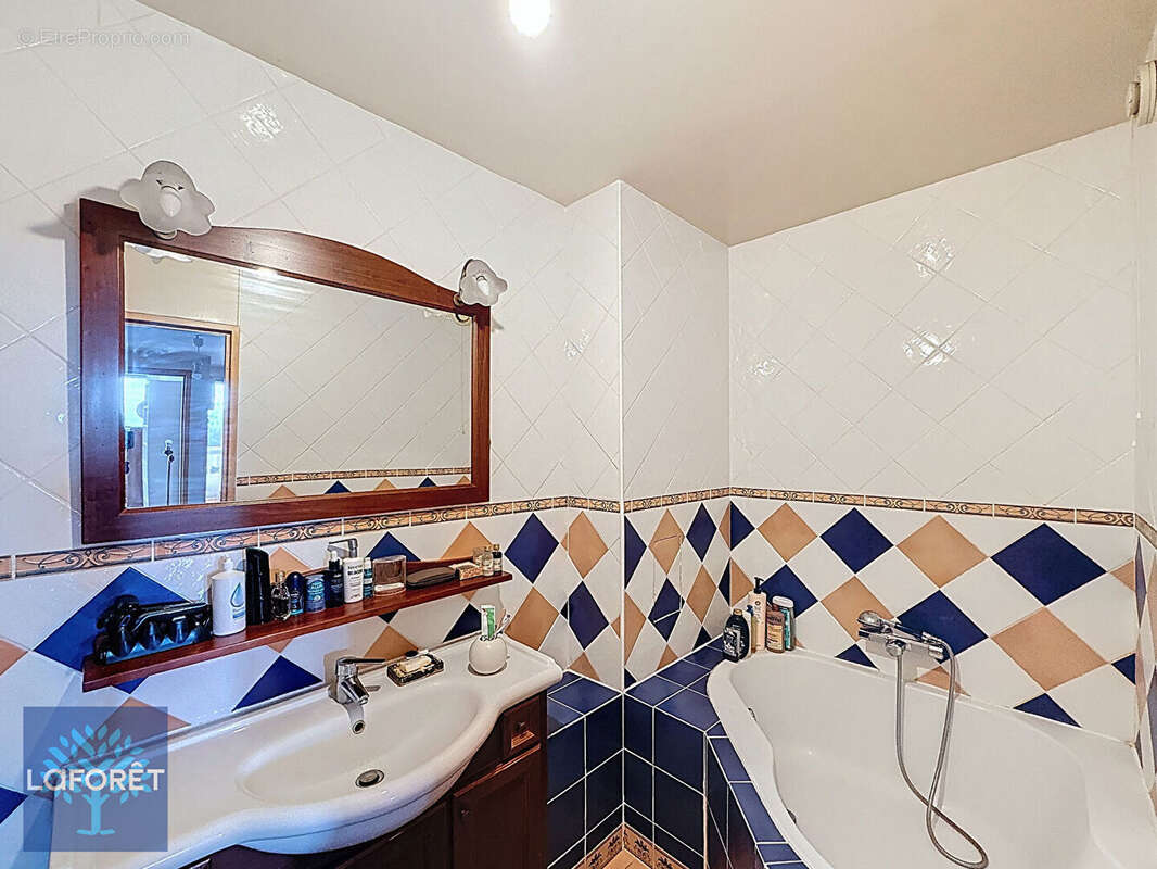 Appartement à ELANCOURT