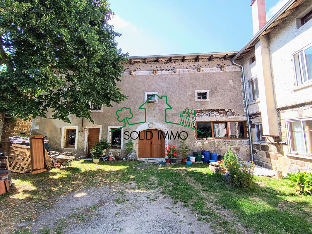Maison à COUCOURON