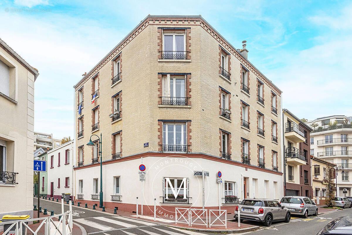Appartement à MONTROUGE