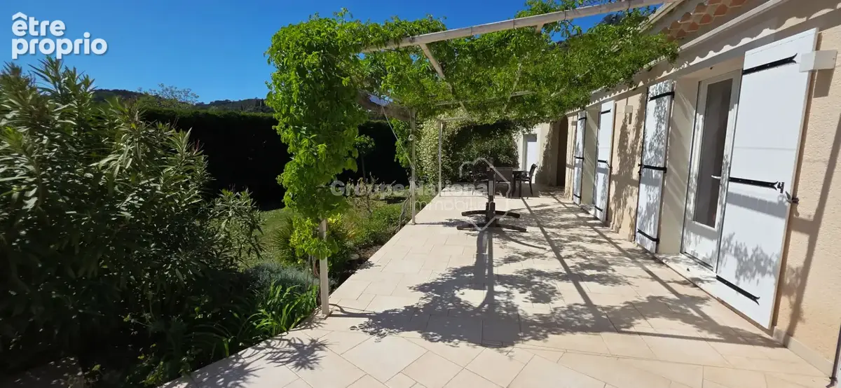 Villa de 174m² avec vue et piscine - photo 4