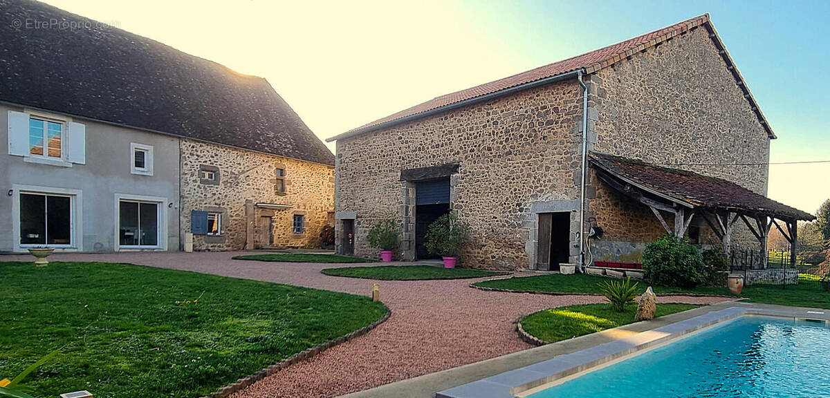 20251218_150715 - Maison à PIEGUT-PLUVIERS