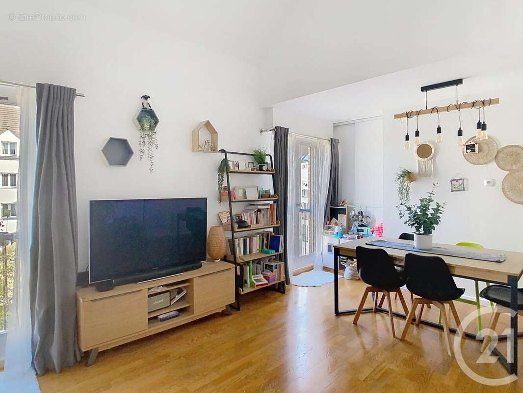 Photo 3 - Appartement à THIAIS