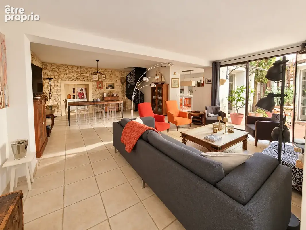 Maison 8 pièces 324 m² à vendre à Orange (84100) - photo 6
