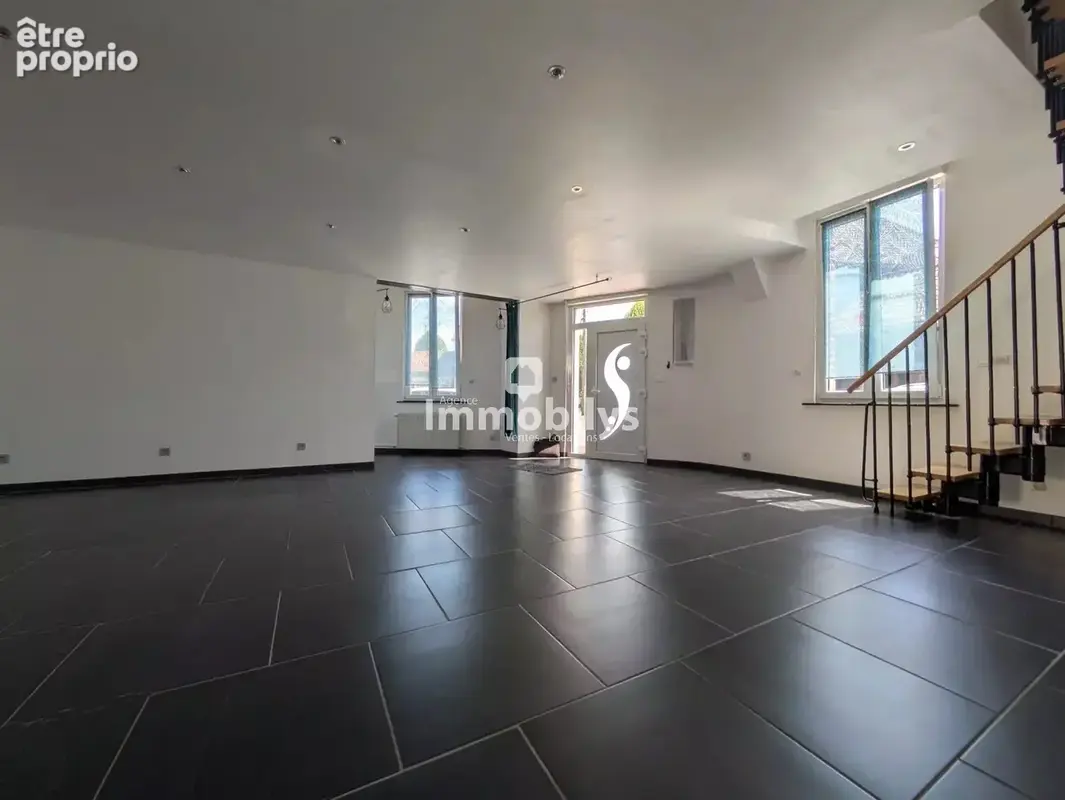 Maison ancienne rénovée  207 m² avec 4 chambres - photo 1