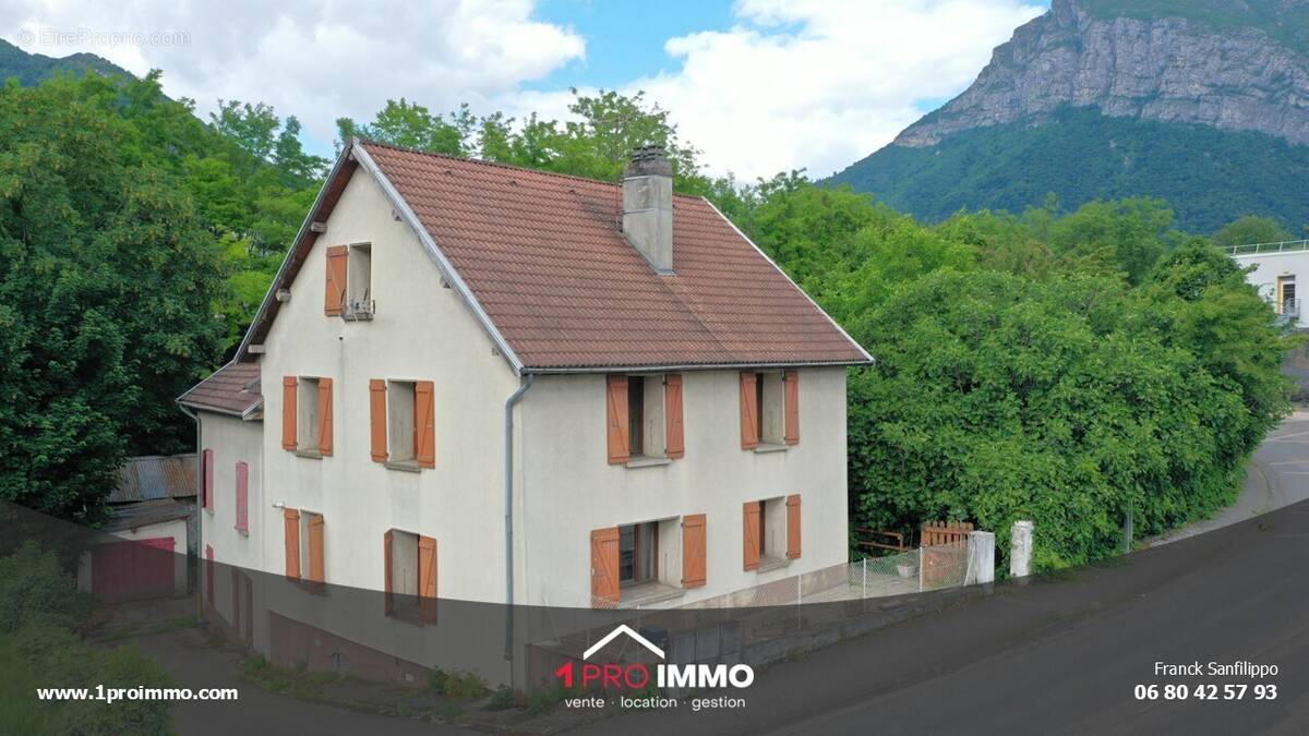 n°1 - Maison à SAINT-EGREVE