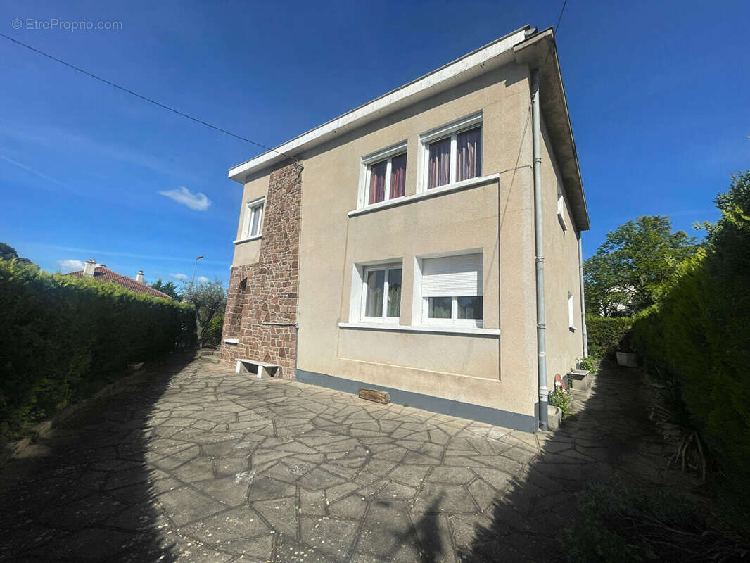 Maison à MILLAU