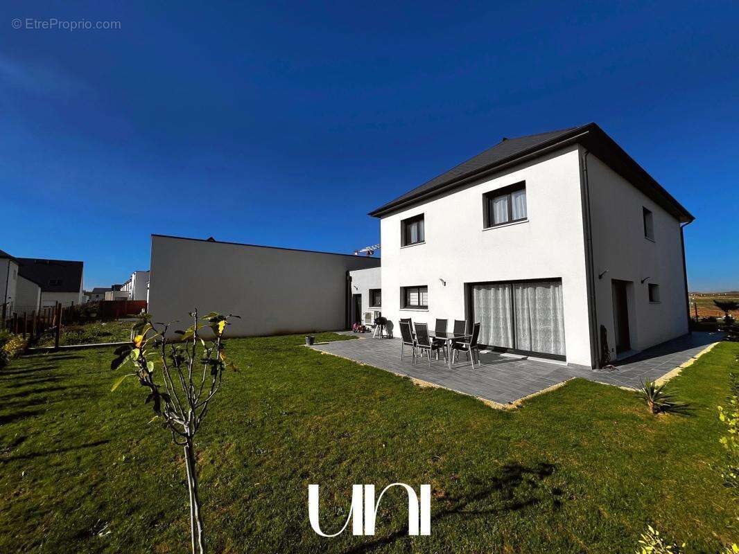 Maison à BLAINVILLE-SUR-ORNE