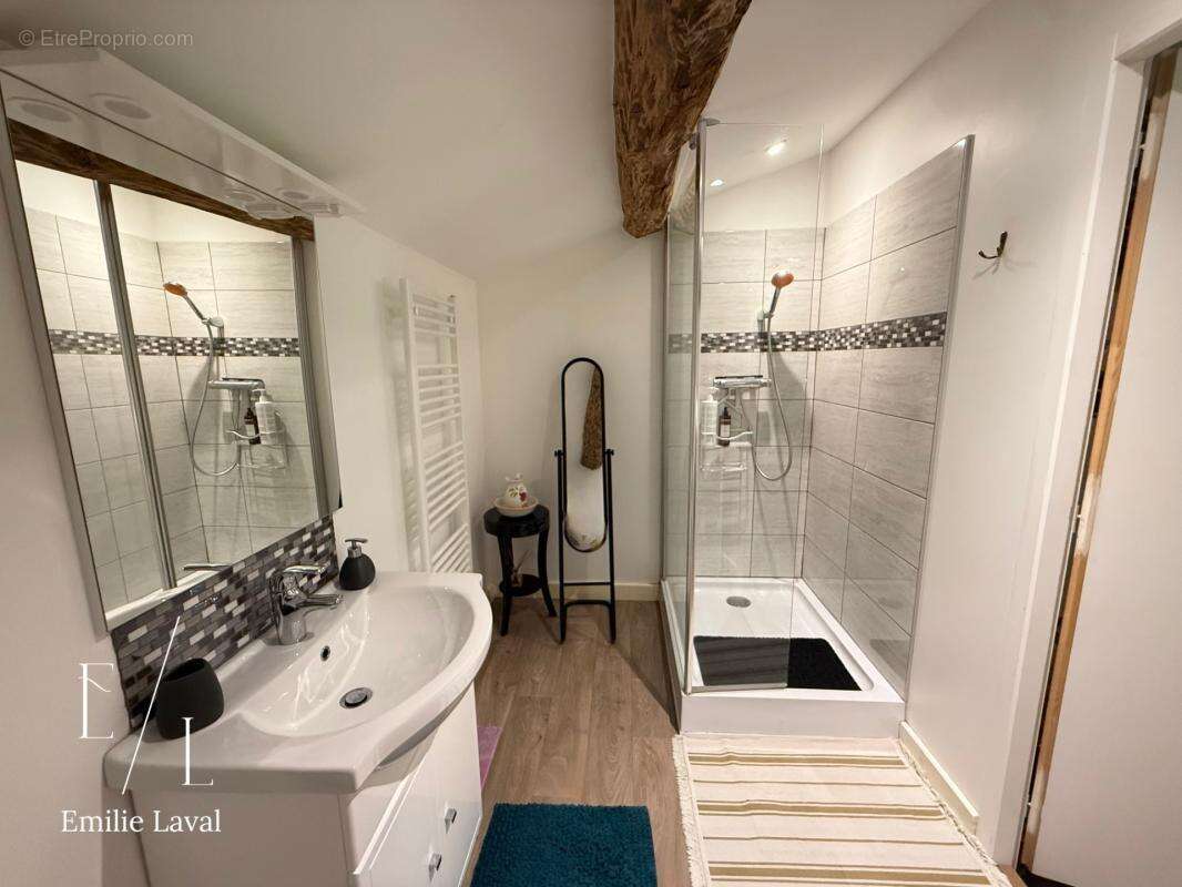 Maison en pierre 4 chambres avec dépendances et piscine à SAINT VINCENT DE PERTIGNAS (33) - photo 15