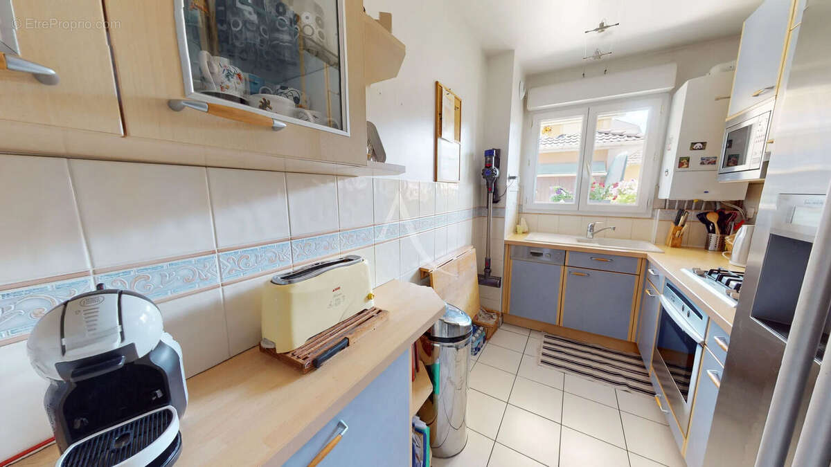 Appartement à VILLENEUVE-LA-GARENNE