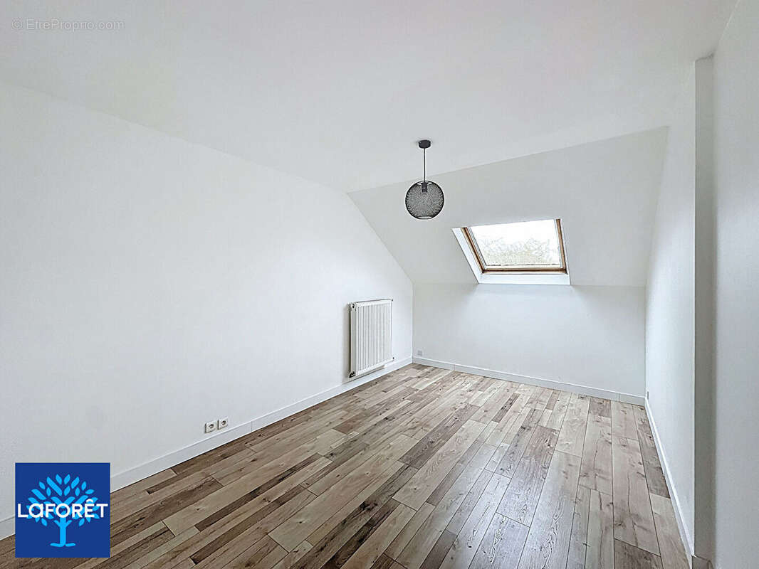 Maison à COIGNIERES