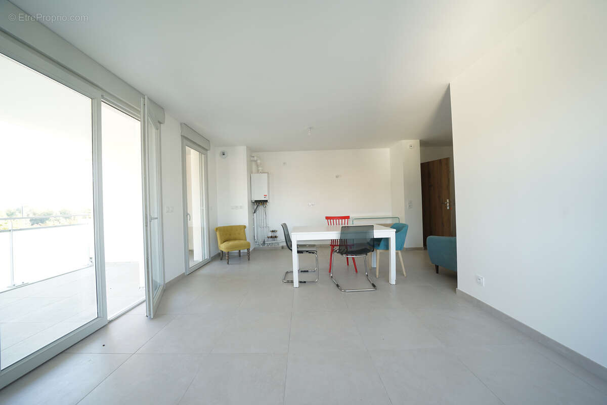 Appartement à MEYLAN