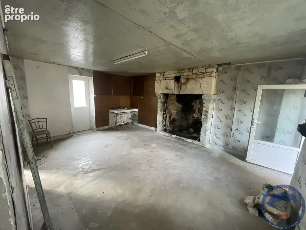 Maison en pierre de 189 M2, un Hangar de 600 m2 ,piscine, sauna au prix de 388 500 FAI. - photo 39