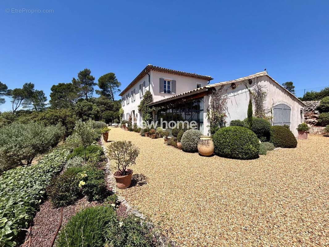 Maison à LORGUES