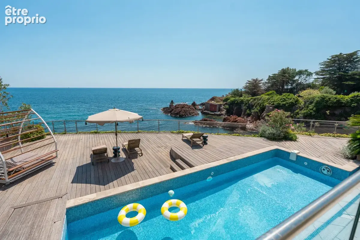 Maison 14 pièces 446 m² à vendre à Theoule-Sur-Mer (06590) - photo 3