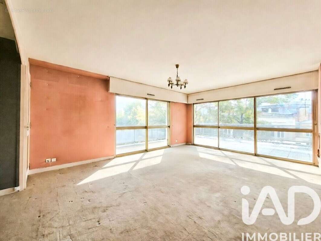 Photo 2 - Appartement à CHARLEVILLE-MEZIERES