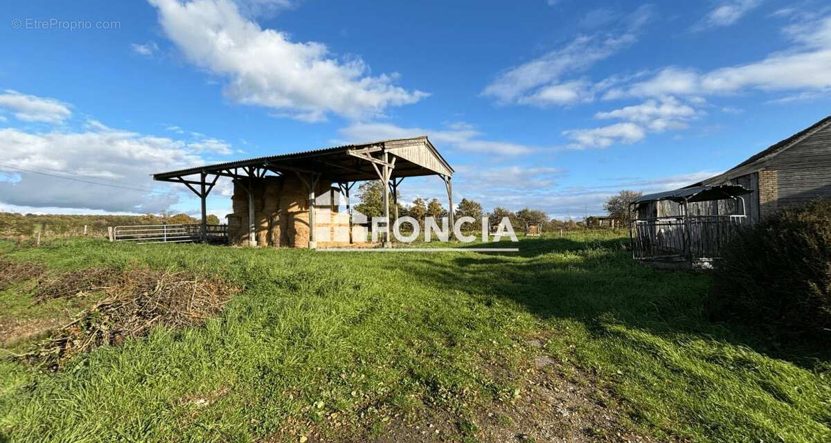 Maison à FRESNAY-SUR-SARTHE