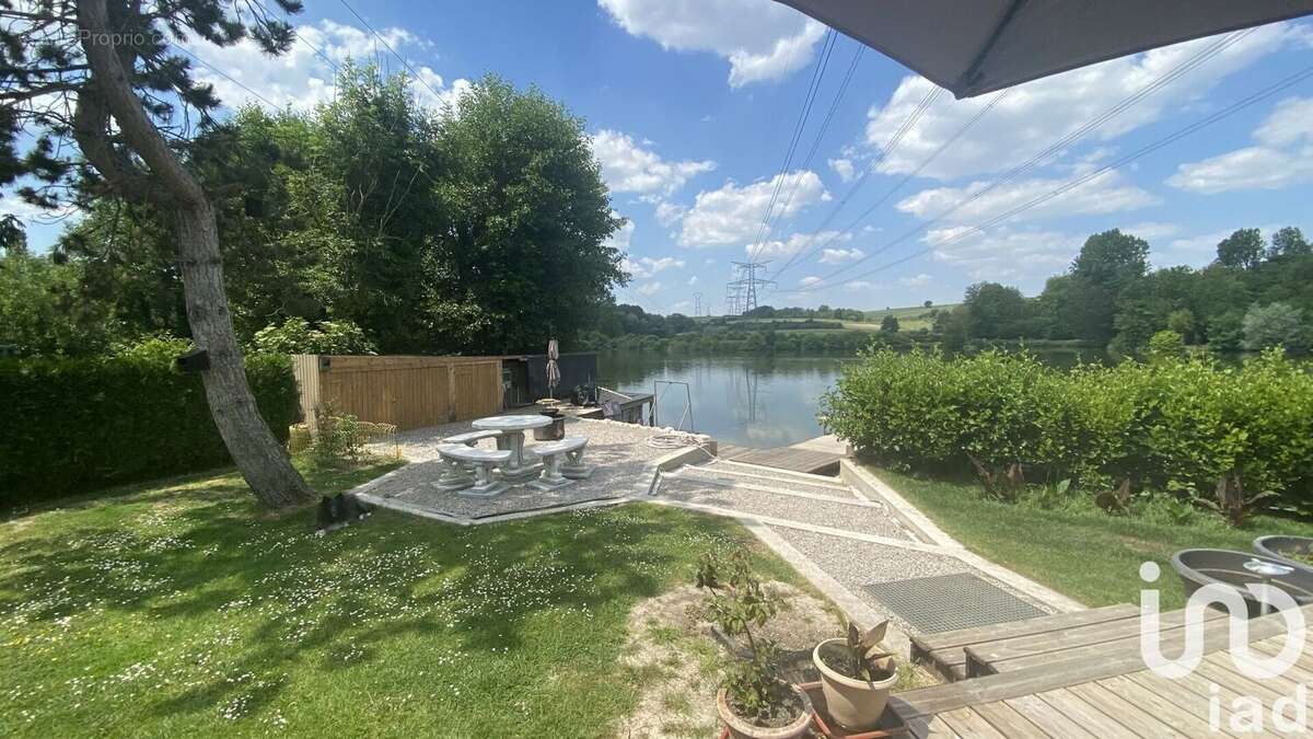 Photo 3 - Maison à LONGPRE-LES-CORPS-SAINTS